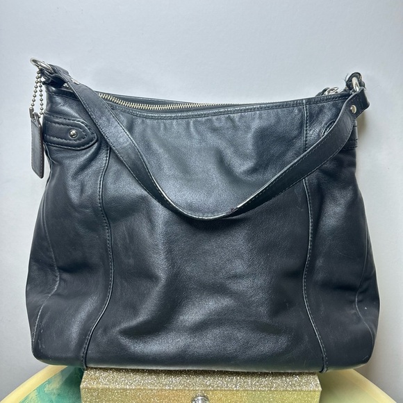 Preloved Coach Daisy Black Genuine Leather Crossbody/Hand Bag and Wallet Set. - Picture 5 of 14